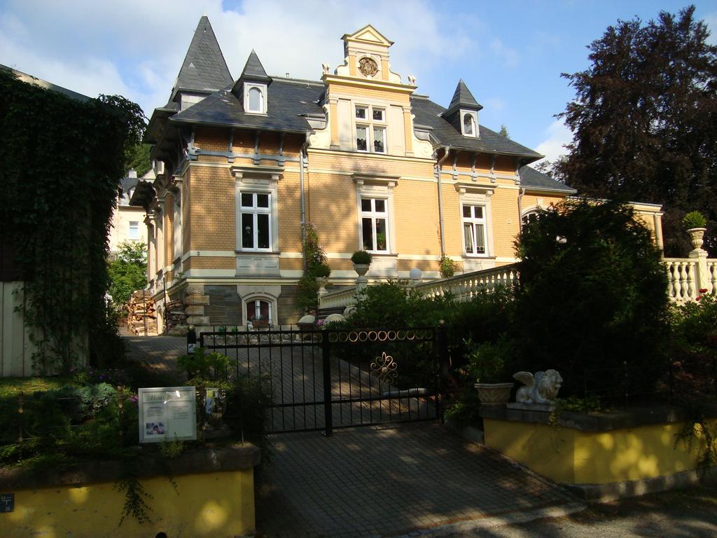 Haus "Beuth" Apartment Bad Elster Exterior photo